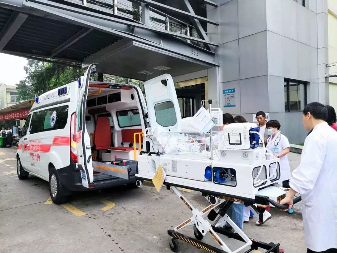 大箐山县长短途救护车转院